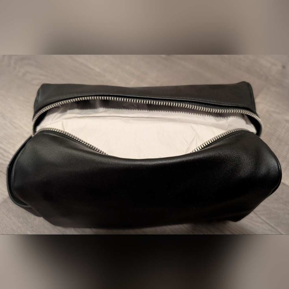 Calvin Klein Black Belt Bag for Men - Picture 3 of 4